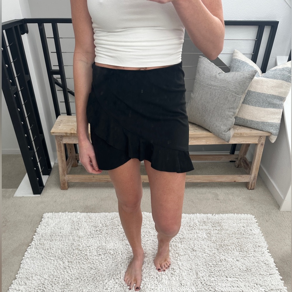 Steve Madden Black Faux Suede Ruffle Mini Skirt Festival Chic | Size 2 - Picture 3 of 10